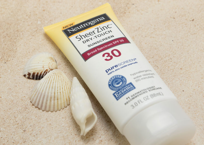 neutrogena sheer zinc review